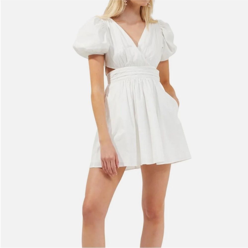 Elegant White Mini Dress